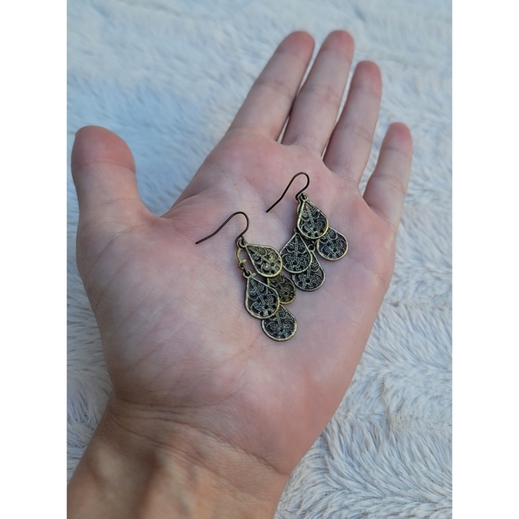Boho tear drop chandelier dangle earrings - Picture 9 of 17